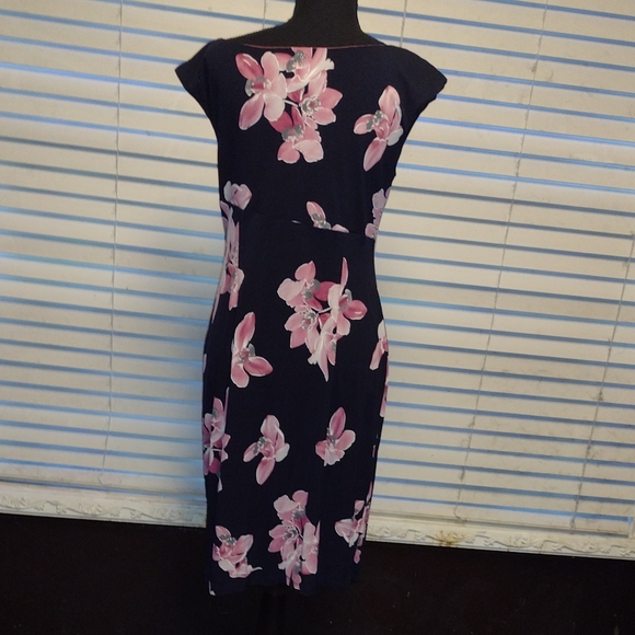 Connected pink/blk flowered dress Size 10P - Picture 3 of 6